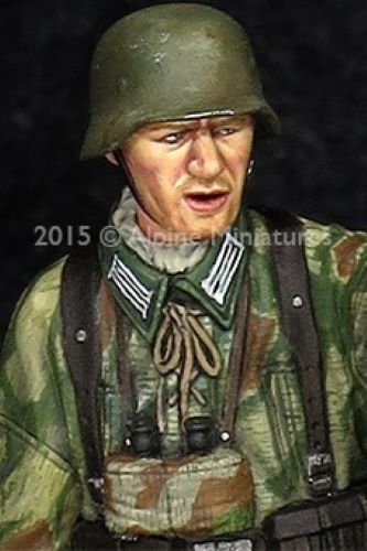 ALPINE MINIATURES 1:35 SET 35194 WWII GERMAN GRENADIER NCO (1 FIGURE/2 HEADS)