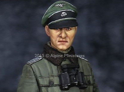 ALPINE MINIATURES 1:35 SET 35199 WWII GERMAN JOACHIM PEIPER IN KHARKOV