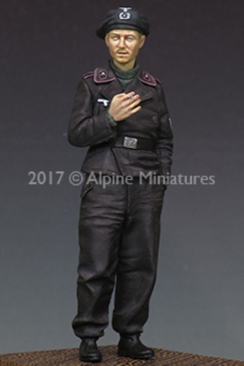 ALPINE MINIATURES 1:35 SET 35226 WWII GERMAN PANZER CREW #1  (1 FIGURE)