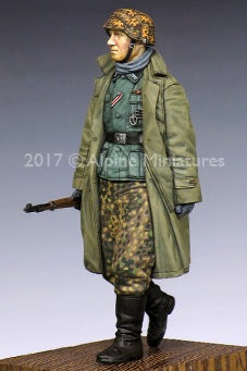 ALPINE MINIATURES 1:35 SET 35230 WWII GERMAN SS NCO "KG HANSEN" #2 (ONE FIGURE)