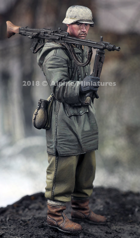 ALPINE MINIATURES 1:35 SET 35256 WWII GERMAN WSS MG GUNNER KHARKOV (1 FIGURE)