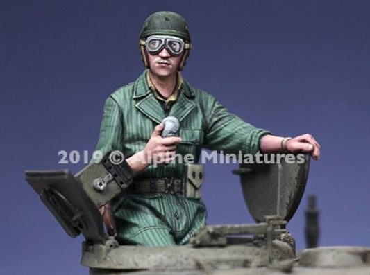 ALPINE MINIATURES 1:35 SET 35270 WWII US TANK COMMANDER SUMMER (1 FIGURE-2 HEADS)