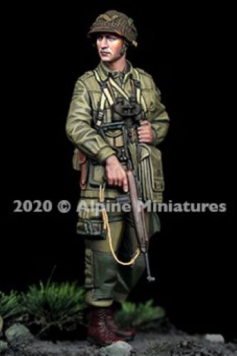 ALPINE MINIATURES 1:35 SET 35275 WWII US 101ST AIRBORNE OFFICER  (1 FIGURE)