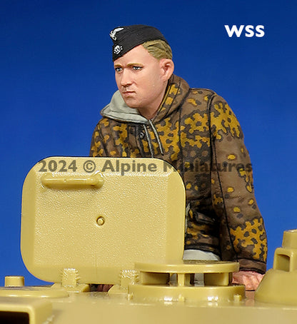 ALPINE MINIATURES 1:35 SET 35316 WWII GERMAN PANZER CREW (1 FIGURE/2HEADS)