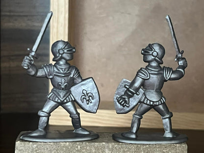 LEYLA & MANURBA RECAST 60 MM (1:30 SCALE)  FOOT KNIGHTS (16 FGURES)