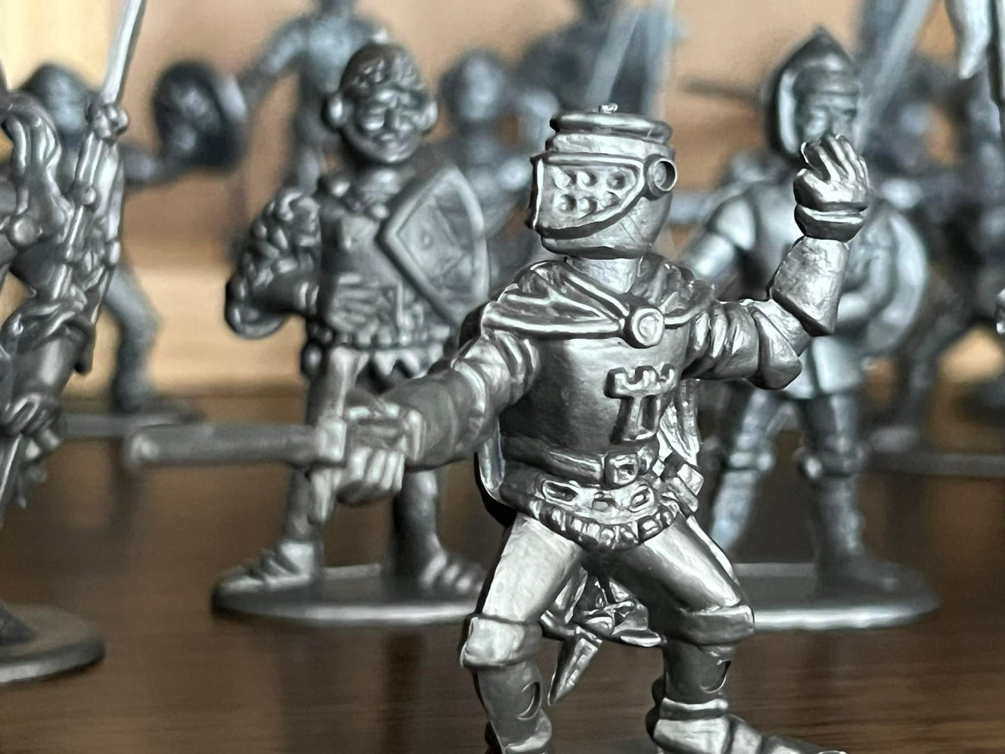 LEYLA & MANURBA RECAST 60 MM (1:30 SCALE)  FOOT KNIGHTS (16 FGURES)