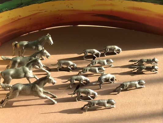 MARX TOYS RECAST 1:30 60 MM FOX HUNTING SET -16 FIGURES- GRAY