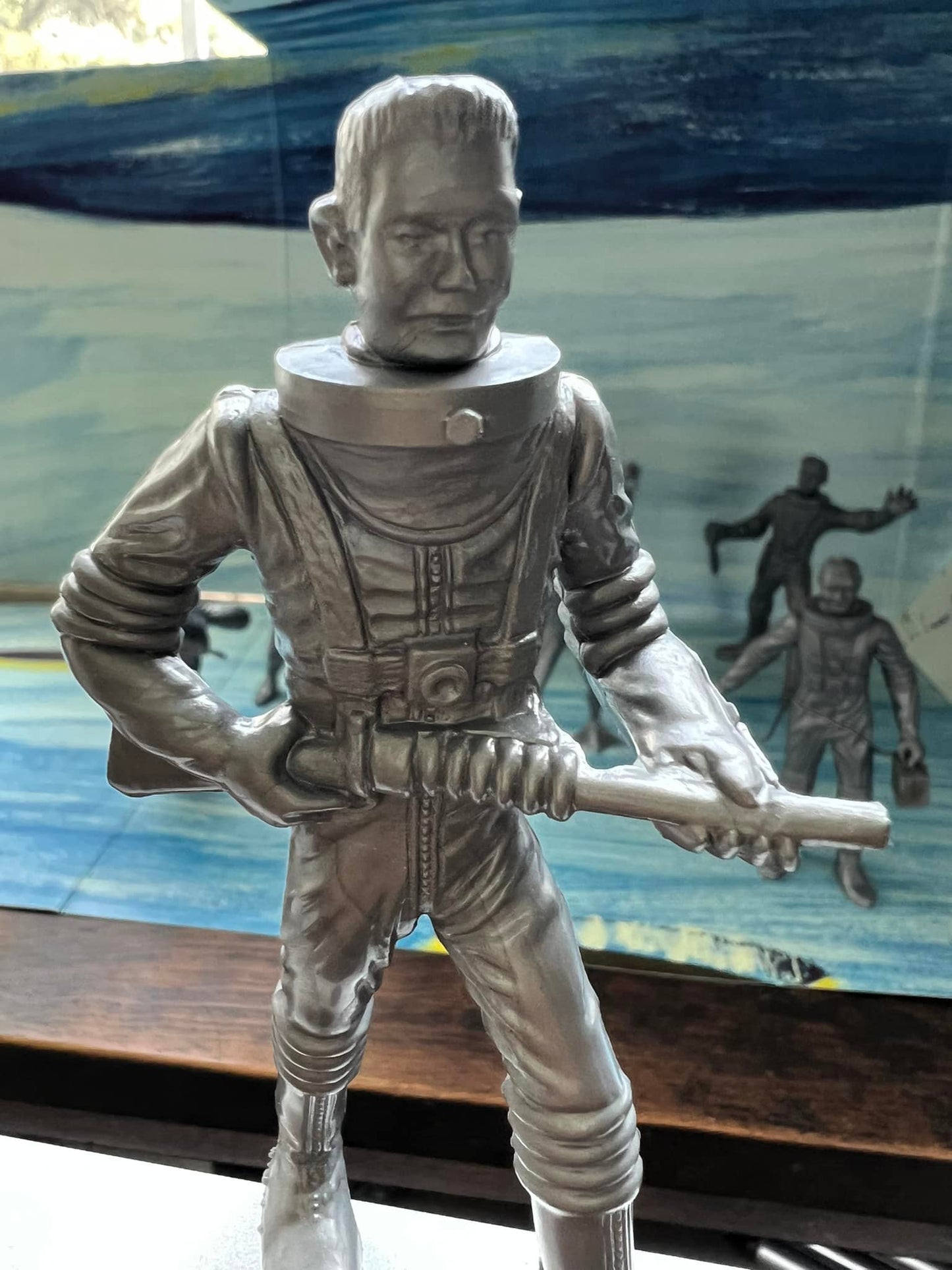MARX TOYS RECAST 4 INCH SPACE MAN PLAYSET  12 FIGURES WITH HELMETS