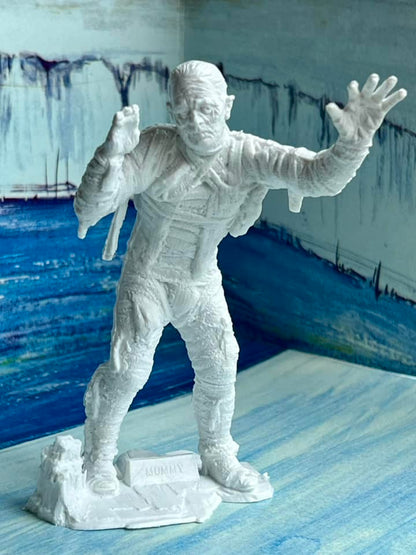 MARX TOYS RECAST 6" CLASSIC HOLLYWOOD MONSTERS- 6 FIGURE SET (WHITE)