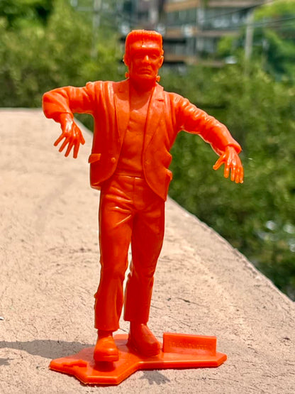 MARX TOYS RECAST 6" CLASSIC HOLLYWOOD MONSTERS- 6 FIGURE SET (ORANGE)
