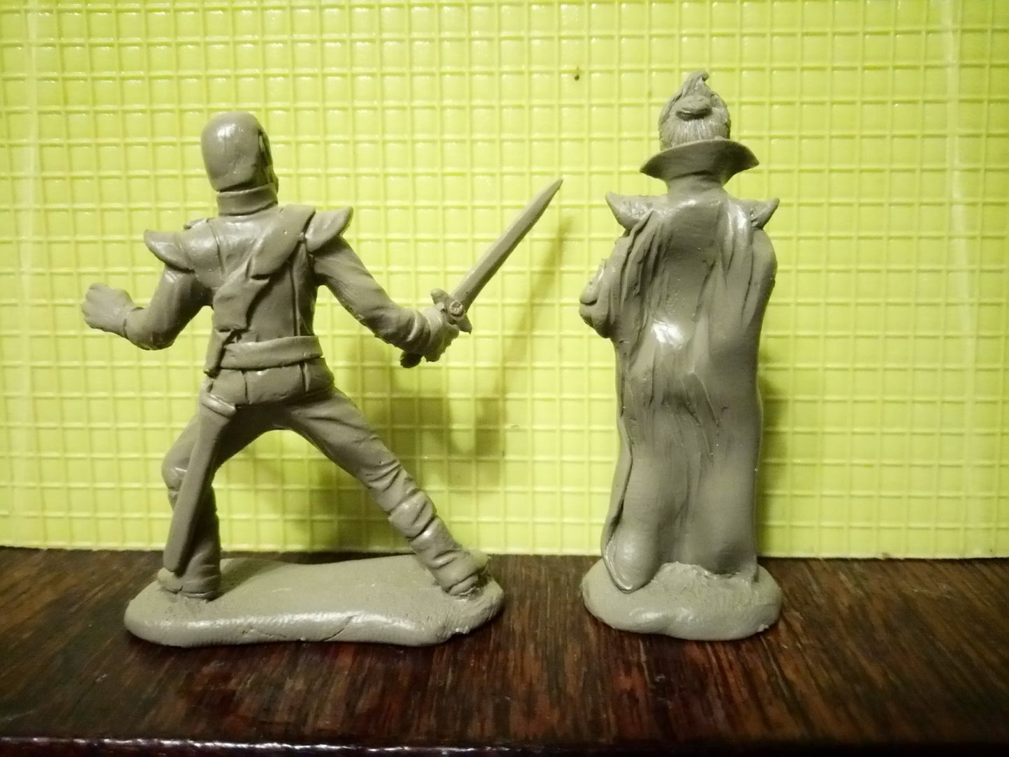 ELASTOWIT NEW ERA RUBBER 54 MM LIMITED SPACE OPERA SET  IV (6 FIGURES)