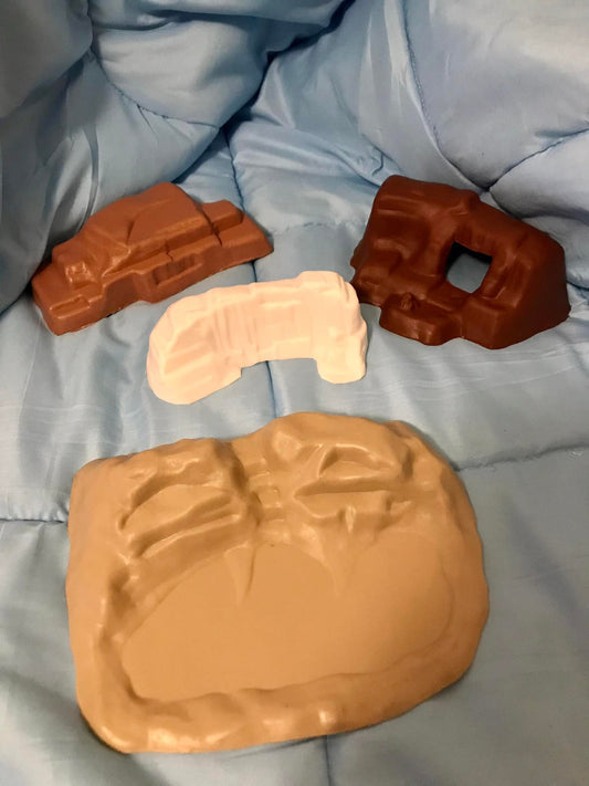 MARX RECAST DIOROMA TERRAIN FORMATIONS SETS- 4 PIECES (NO FIGURES)