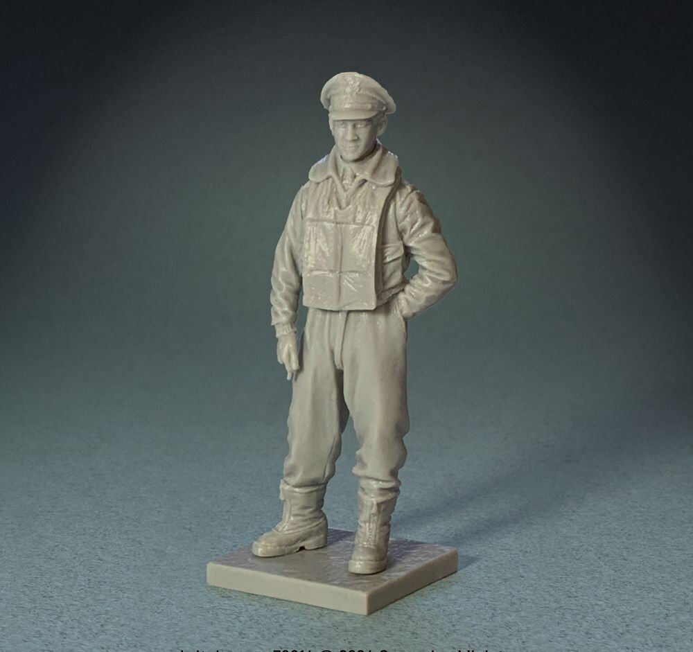 W. BRITAINS TOY SOLDIERS 70014 1:30 USAAF HEAVT BOMBER CREWMAN, ENGLAND 1943-45