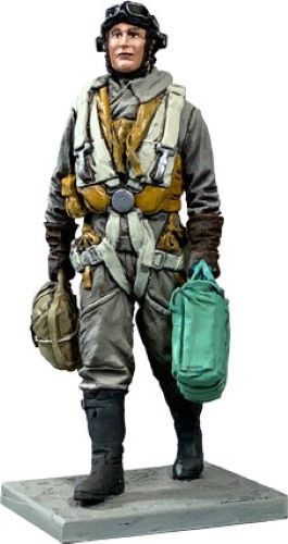 BRITAINS TOY SOLDIERS 70030 WWII BRITISH RAF BOMBER PILOT, 1940-45 KIT