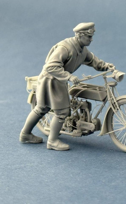 COPPER STATE MODELS CSM F32-065 1:32 WWI BRITISH DISPATCH RIDER (SOLDIER ONLY)