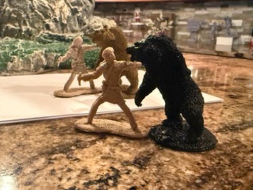 LOD Enterprises CHARACTER FIGURE SET DAVY CROCKETT FIGHTS BEAR (2 FIGURES)