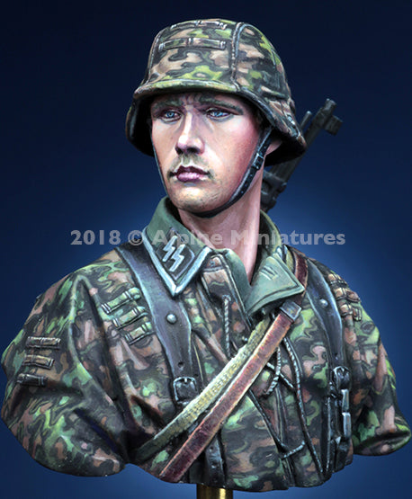 ALPINE MINIATURES 1:16 BUST B003 WWII GERMAN WSS GRENADIER 1944-45