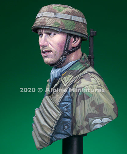 ALPINE MINIATURES 1:16 BUST B004 WWII GERMAN 6 FALLSCHIRMJAEGER REGIMENT