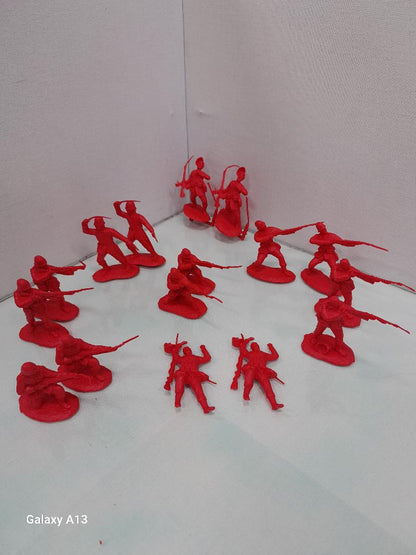 CONTE COLLECTIBLES BRITISH 24TH FOOT SET #2 (16 FIGURES, 8 POSES) RED