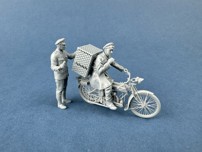 COPPER STATE MODELS CSM F32-062 1:32 WWI BRITISH DISPATCH RIDER  (2 FIGURES)