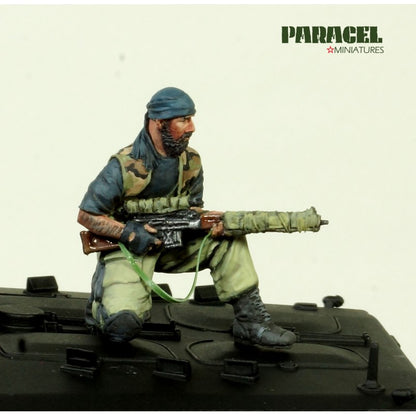 PARACEL MINIATURES MODERN WAR  SERIES MW 3510 SAA/FSA TANK RIDER 4 (1 figure)