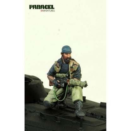 PARACEL MINIATURES MODERN WAR  SERIES MW 3510 SAA/FSA TANK RIDER 4 (1 figure)