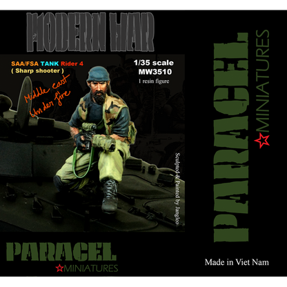 PARACEL MINIATURES MODERN WAR  SERIES MW 3510 SAA/FSA TANK RIDER 4 (1 figure)