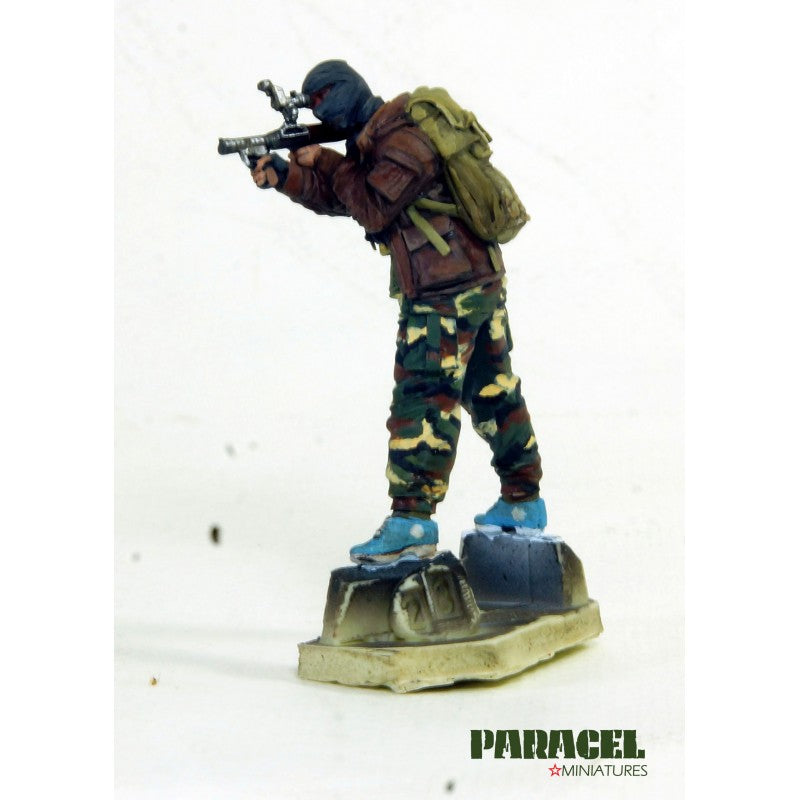 PARACEL MINIATURES MODERN WAR SERIES MW3523 STREET FIGHTER 4 RPG GUY (1 FIGURE)