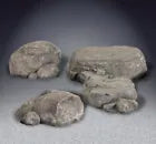 BRITAINS DIORAMA ACCESSORIES 51037 BOULDERS & ROCKS