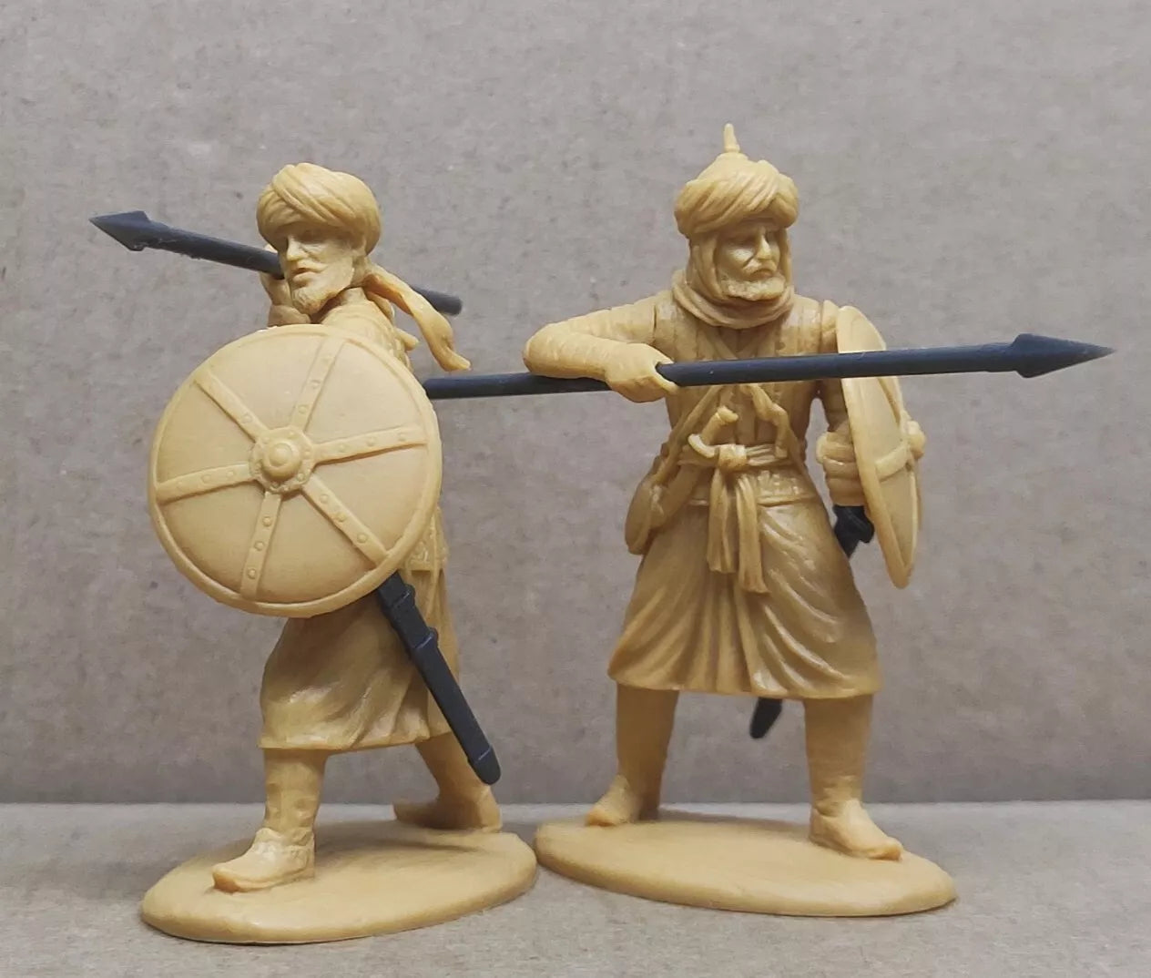 EXPEDITIONARY FORCE 60 ALB 01 WARS OF MIDDLE AGES ARAB SPEARMEN (TAN)