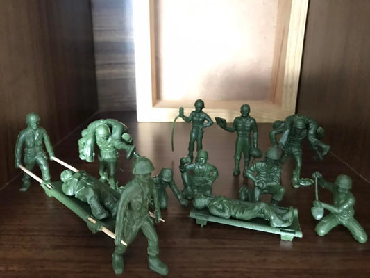 MARX TOYS RECAST 54 MM MEDICAL GI PLAYSET REISSUE-DARK GREEN