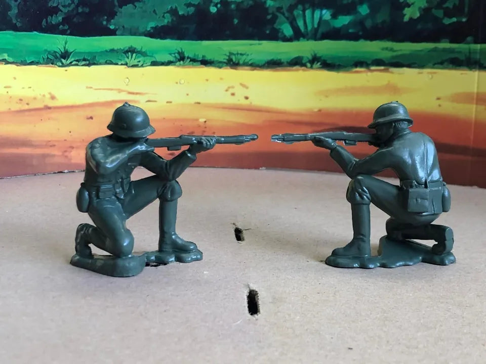 MARX TOYS RECAST 4" WORLD WAR II GERMAN SOLDIERS REISSUE- 6 FIGURES