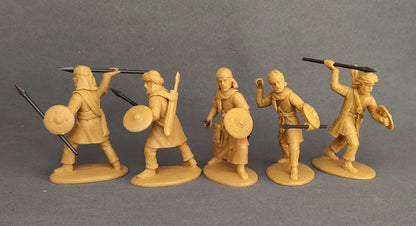 EXPEDITIONARY FORCE 60 ALB 04 WARS OF MIDDLE AGES ARAB SKIRMISHERS (TAN)