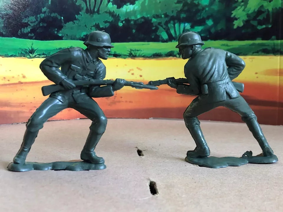 MARX TOYS RECAST 4" WORLD WAR II GERMAN SOLDIERS REISSUE- 6 FIGURES