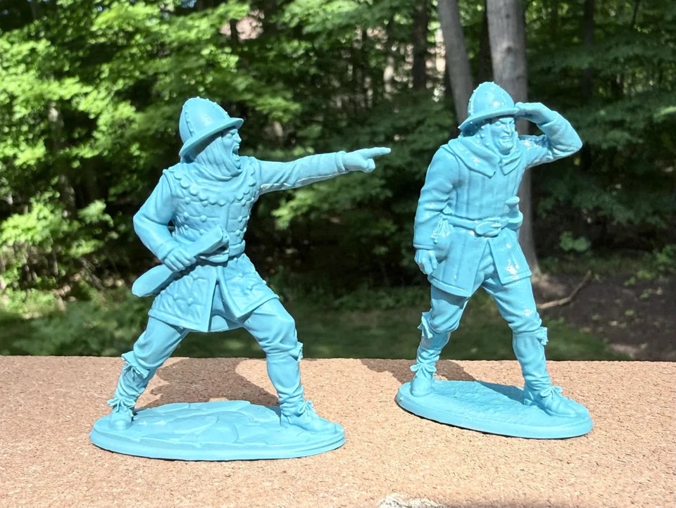 LOD Enterprises Plastic Figure Set LOD101 MEDIEVAL SIEGE CREW (BLUE) 7 FIGURES