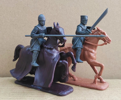 EXPEDITIONARY FORCE 60 HYW 09 B MEDIEVAL ENGLISH MOUNTED SERGEANTS IN CHAINMAIL