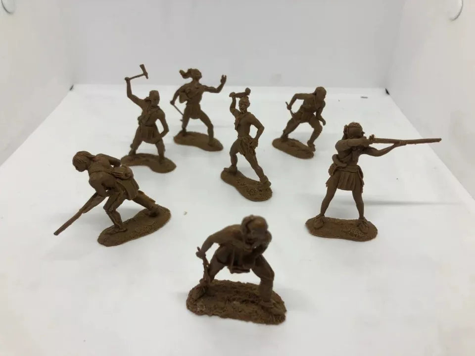 LOD Enterprises Barzso Plastic Figure Set LOD 028 HURON INDIANS--7 FIGURES