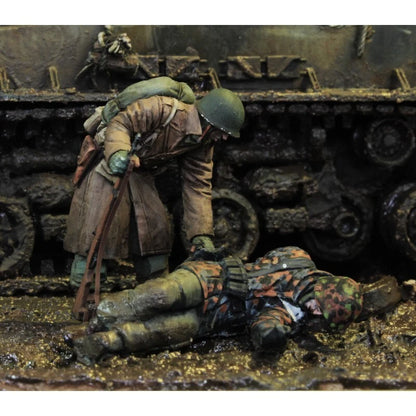 PARACEL MINIATURES WWII SERIES SET BWW-3504 THE SOUVENIR- 2 FIGURES