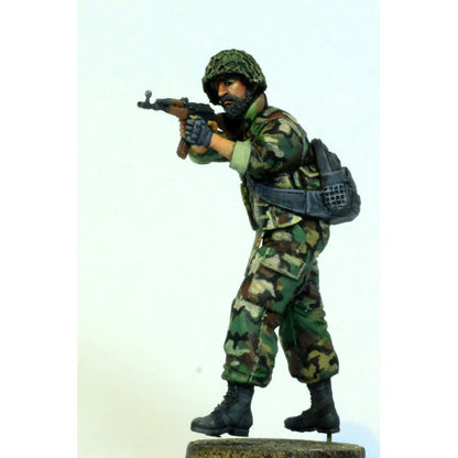 PARACEL MINIATURES MODERN WAR SERIES MW3531  SAA TIGER 2 "OPEN FIRE" (1 FIGURE)