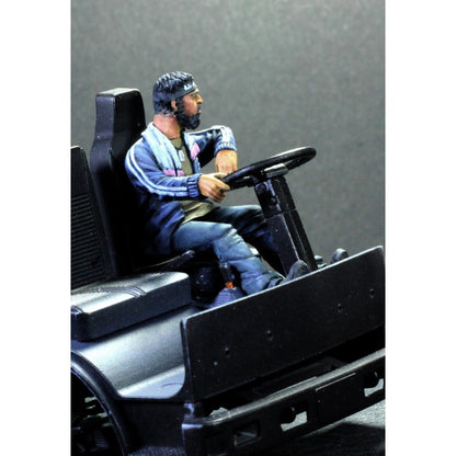 PARACEL MINIATURES 1:35 MODERN WAR SERIES MW3525 TRUCK DRIVER (1 FIGURE/3 HEADS)