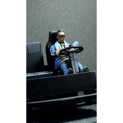 PARACEL MINIATURES 1:35 MODERN WAR SERIES MW3525 TRUCK DRIVER (1 FIGURE/3 HEADS)