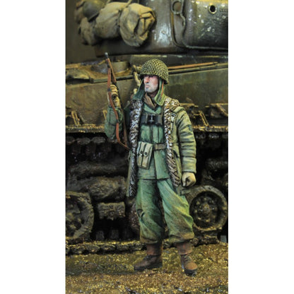 PARACEL MINIATURES WWII SERIES SET WW35-016 US GI CAPTAIN WAGGONER (1 FIGURE)