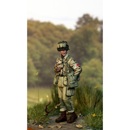 PARACEL MINIATURES 1:35 WWII SERIES SET WW35-008 US AIR BORNE T4 EUGENE "DOC"